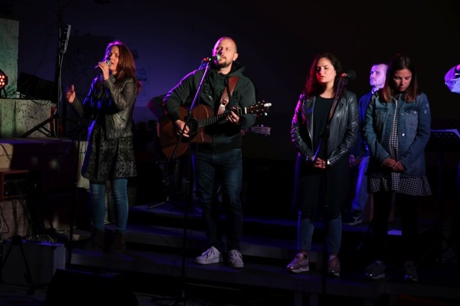 Koncert Alana Hržice i sestara Halužan u sklopu duhovne priprave za svetkovinu Duhova u Varaždinu
